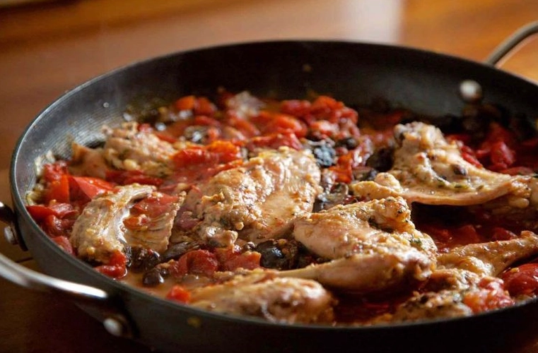 What does rabbit stew taste like